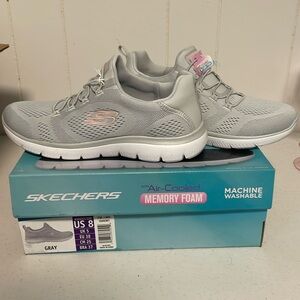 Woman’s Shoes - NEW